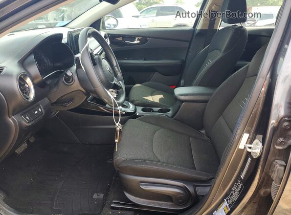 3KPF34AD2KE025714 2019 KIA FORTE Gray Вид салону спереду