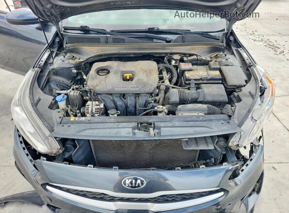 3KPF34AD3KE048628 2019 KIA FORTE Gray Вид задньої частини салону