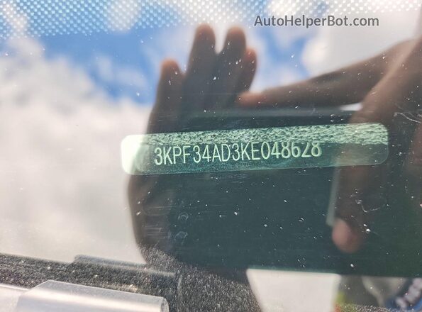 3KPF34AD3KE048628 2019 KIA FORTE Gray Вид підкапотного простору