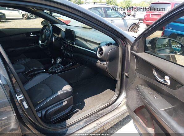 3KPF34AD4ME307145 2021 KIA FORTE Gray Вид салону спереду