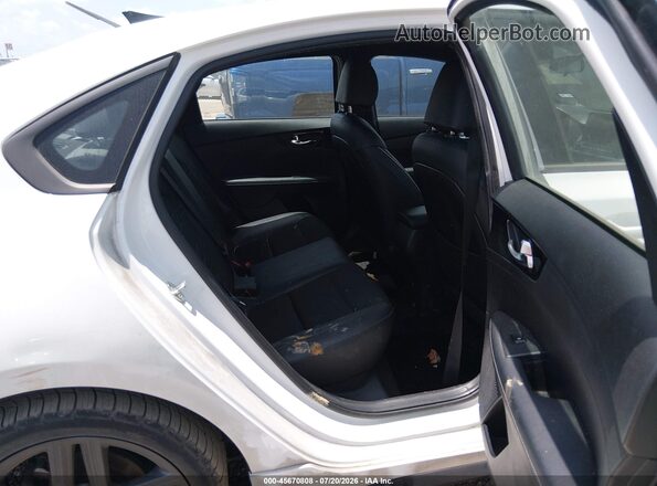 3KPF34AD4ME384226 2021 KIA FORTE White VIN կոդի պիտակի տեսք