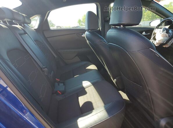 3KPF34AD6LE228946 2020 KIA FORTE Blue უკანა სავარძლების ხედი