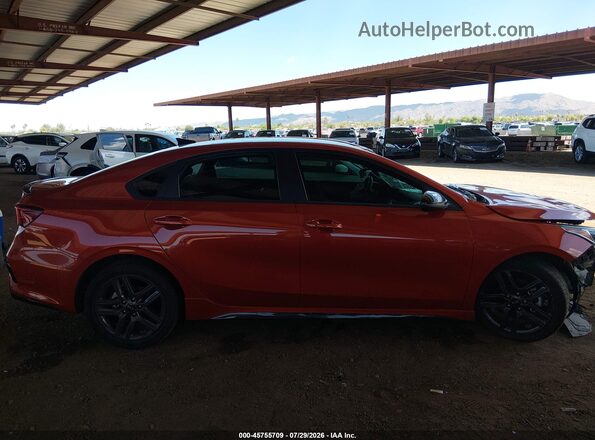 3KPF34AD8ME377747 2021 KIA FORTE Оранжевый Вид задней части салона