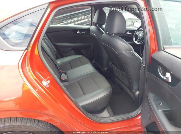 3KPF34AD8ME409029 2021 KIA FORTE Orange Vista de la etiqueta del VIN