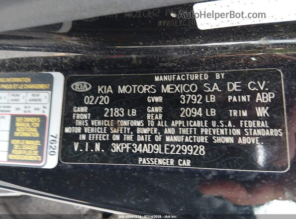 3KPF34AD9LE229928 2020 KIA FORTE Black ძრავის განყოფილების ხედი