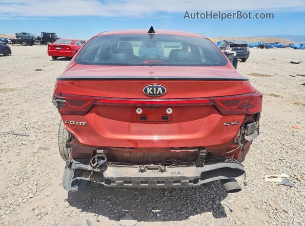 3KPF34AD9ME385145 2021 KIA FORTE Red Widok z tyłu