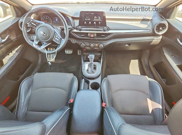 3KPF34ADXLE141972 2020 KIA FORTE Угольный Вид панели приборов
