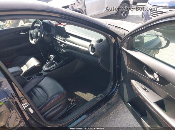 3KPF44AC1ME354847 2021 KIA FORTE Black Вид салону спереду