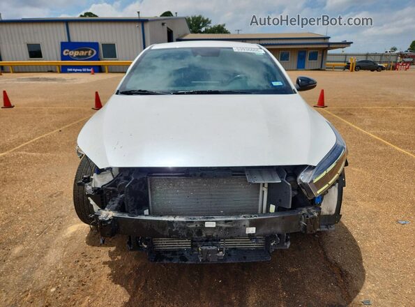 3KPF44AC1RE701231 2024 KIA FORTE White Widok z przodu