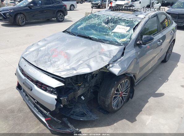 3KPF44AC3PE642003 2023 KIA FORTE Gray Widok z przodu