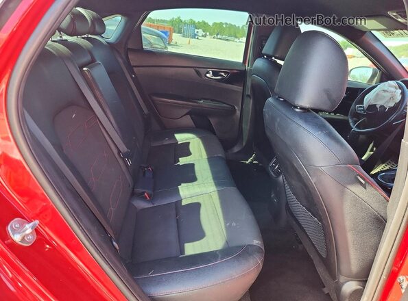 3KPF44AC3RE787710 2024 KIA FORTE Red Вид задніх сидінь