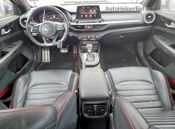 3KPF44AC4ME394839 2021 KIA FORTE Red Առջևի վահանակի տեսք