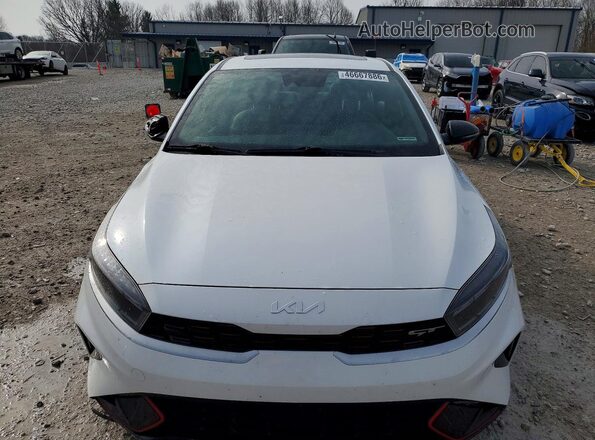 3KPF44AC4PE567053 2023 KIA FORTE White Դիմացի տեսք