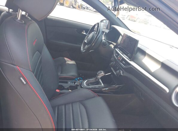 3KPF44AC5PE644173 2023 KIA FORTE Black Widok wnętrza z przodu
