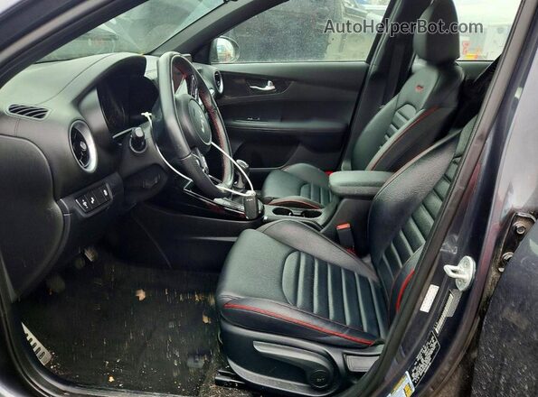 3KPF44AC6NE492661 2022 KIA FORTE Gray Front interior view