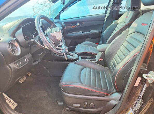 3KPF44AC6NE501178 2022 KIA FORTE Black Widok wnętrza z przodu