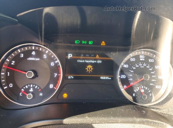 3KPF44AC7PE534919 2023 KIA FORTE White ხელსაწყოთა პანელის ხედი