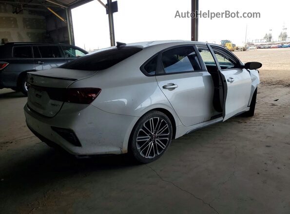 3KPF44AC8ME368437 2021 KIA FORTE White Rear right
