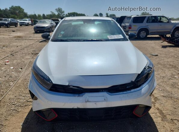3KPF44AC8NE479099 2022 KIA FORTE White Vista frontal