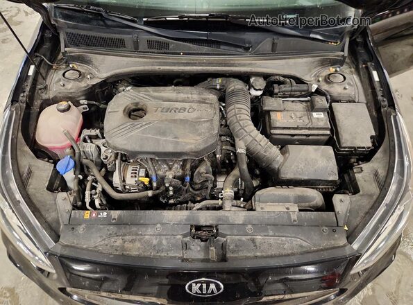 3KPF44AC9ME376174 2021 KIA FORTE Black Rear interior view