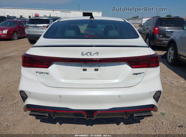 3KPF44AC9NE469908 2022 KIA FORTE White 