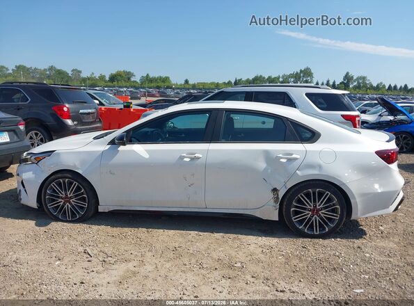 3KPF44AC9NE469908 2022 KIA FORTE White Widok wnętrza 360 stopni