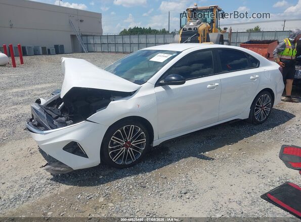 3KPF44AC9PE653331 2023 KIA FORTE White Առջևի ձախ երեք քառորդ տեսարան