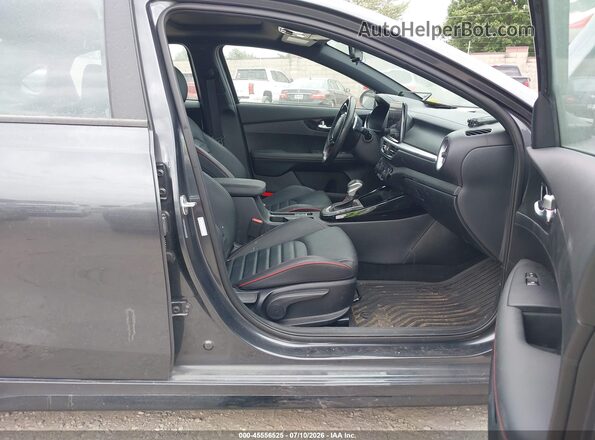3KPF44AC9RE756493 2024 KIA FORTE Gray Вид салону спереду