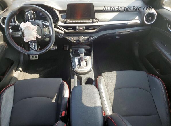3KPF44ACXME293952 2021 KIA FORTE Charcoal Առջևի վահանակի տեսք