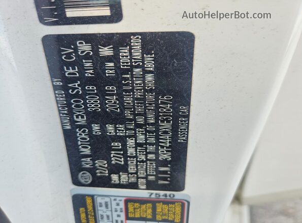 3KPF44ACXME318476 2021 KIA FORTE White Vista de la etiqueta del VIN