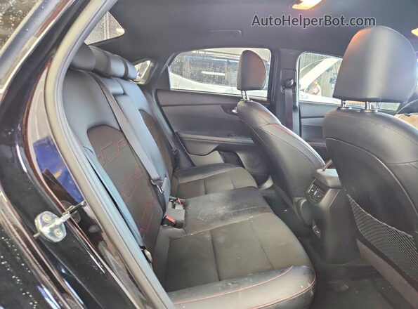 3KPF44ACXPE556073 2023 KIA FORTE Black Հետևի նստատեղերի տեսք