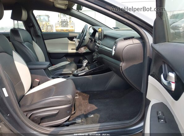 3KPF54AD0KE128530 2019 KIA FORTE Black Front interior view