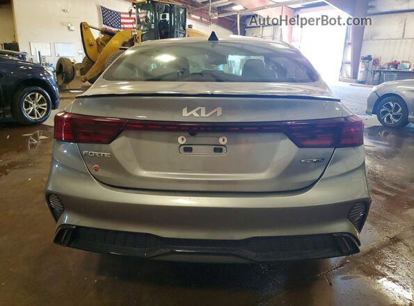 3KPF54AD0RE782390 2024 KIA FORTE Silver Vista trasera