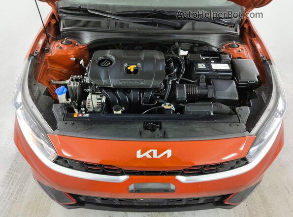 3KPF54AD1NE434768 2022 KIA FORTE Orange უკანა სალონის ხედი