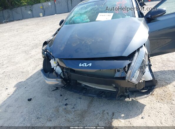 3KPF54AD1PE546327 2023 KIA FORTE Black Front view