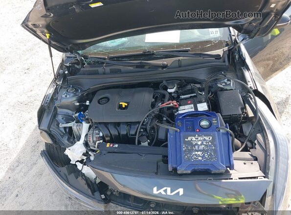 3KPF54AD1PE546327 2023 KIA FORTE Black Rear view