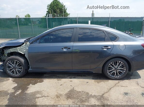 3KPF54AD1PE579120 2023 KIA FORTE Gray 