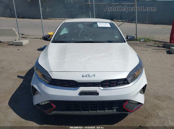 3KPF54AD1PE670517 2023 KIA FORTE White ხელსაწყოთა პანელის ხედი