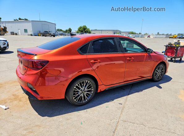 3KPF54AD1RE736311 2024 KIA FORTE Orange Trasero derecho