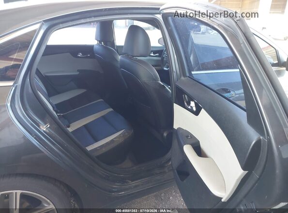 3KPF54AD2LE184647 2020 KIA FORTE Gray Widok naklejki z numerem VIN