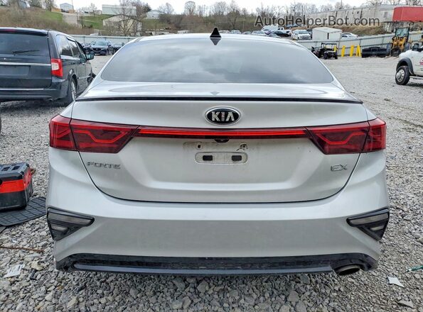 3KPF54AD2LE208204 2020 KIA FORTE Silver Դիմացի տեսք