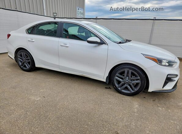 3KPF54AD2ME281039 2021 KIA FORTE White Передня права чверть