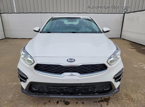 3KPF54AD2ME281039 2021 KIA FORTE White Вид спереду