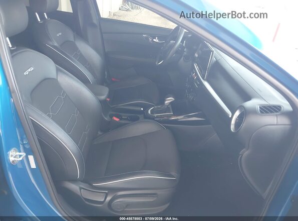 3KPF54AD2NE511292 2022 KIA FORTE Blue წინა სალონის ხედი