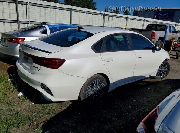3KPF54AD2PE602162 2023 KIA FORTE Белый Задняя правая четверть