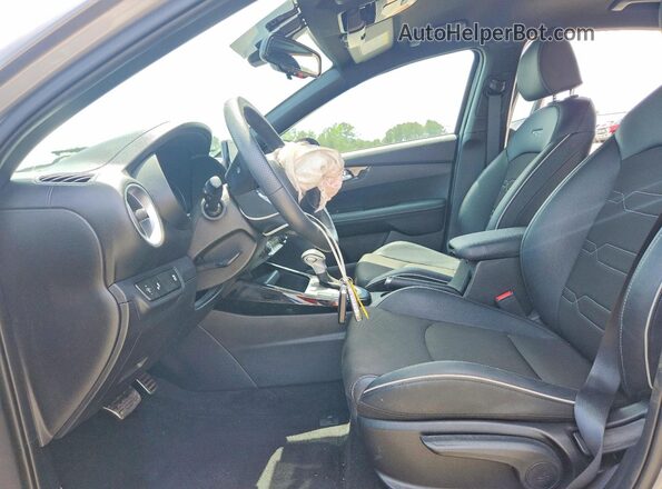 3KPF54AD2PE679937 2023 KIA FORTE Gray Вид салону спереду