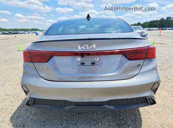 3KPF54AD2PE679937 2023 KIA FORTE Gray Вид ззаду