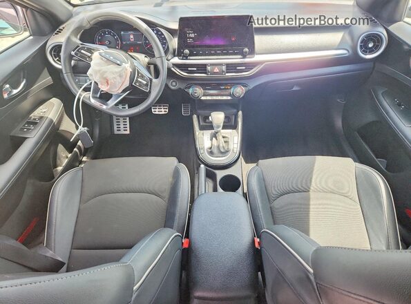 3KPF54AD2PE679937 2023 KIA FORTE Gray Вид панелі приладів