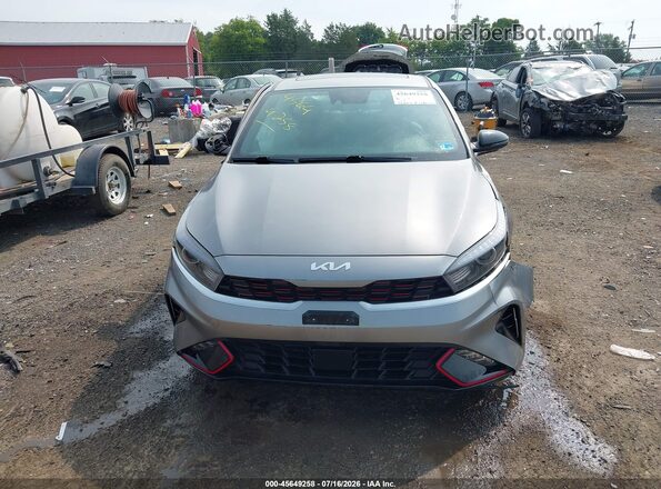 3KPF54AD3PE637583 2023 KIA FORTE Серебряный Вид щитка приборов