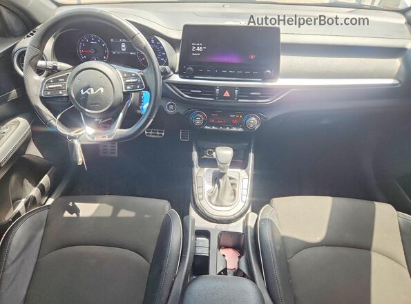 3KPF54AD3PE662290 2023 KIA FORTE White Вид панелі приладів